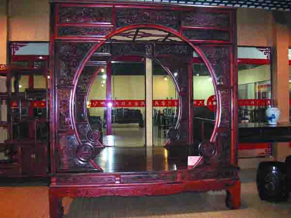 红酸枝架子床（久仰）