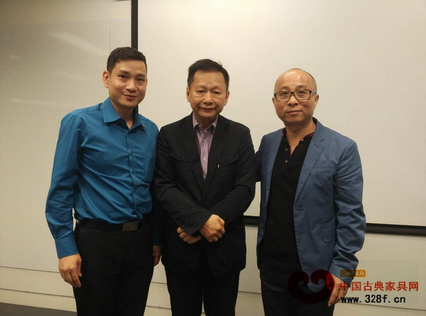 合兴奇典居总裁萧广铎（右）与香港理工大学教授李德志（中）课堂合影
