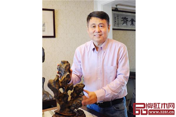 张辉全联艺术红木家具专业委员会专家顾问、明清家具研究学者
