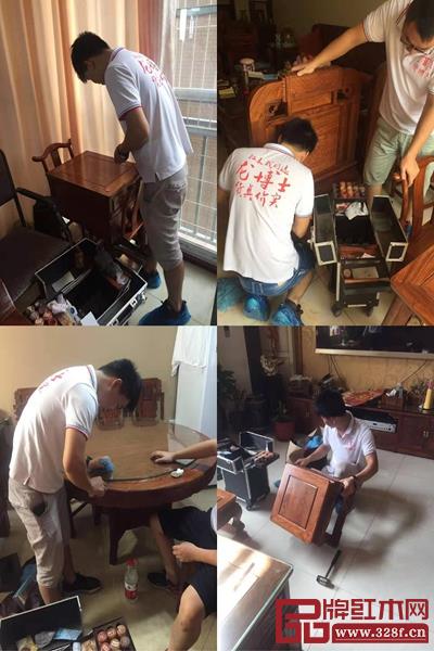 龙博士家居服务团队正细心帮客户家中的红木家具做保养