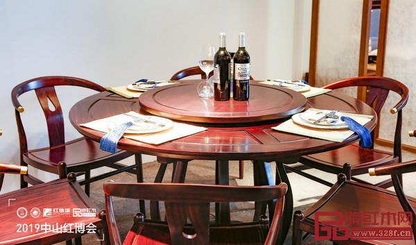 2019中山红博会现场展出的忆古轩西厢房·新东方家具