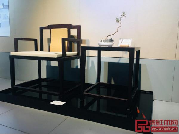 中山职业技术学院作品《现代轻奢中式》 中山职业技术学院作品《现代轻奢中式》