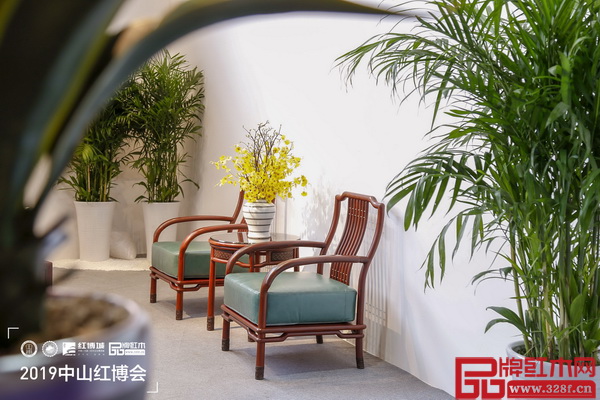 红古轩“云龙”系列家具颜值与气质俱佳 红古轩“云龙”系列家具颜值与气质俱佳